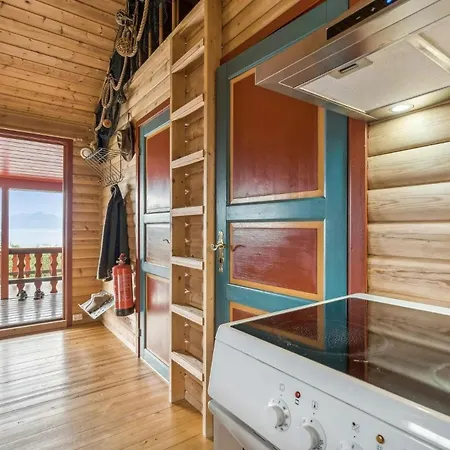 Holiday home By The In Stonglandsodden