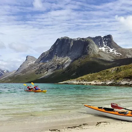 By The In Stonglandsodden